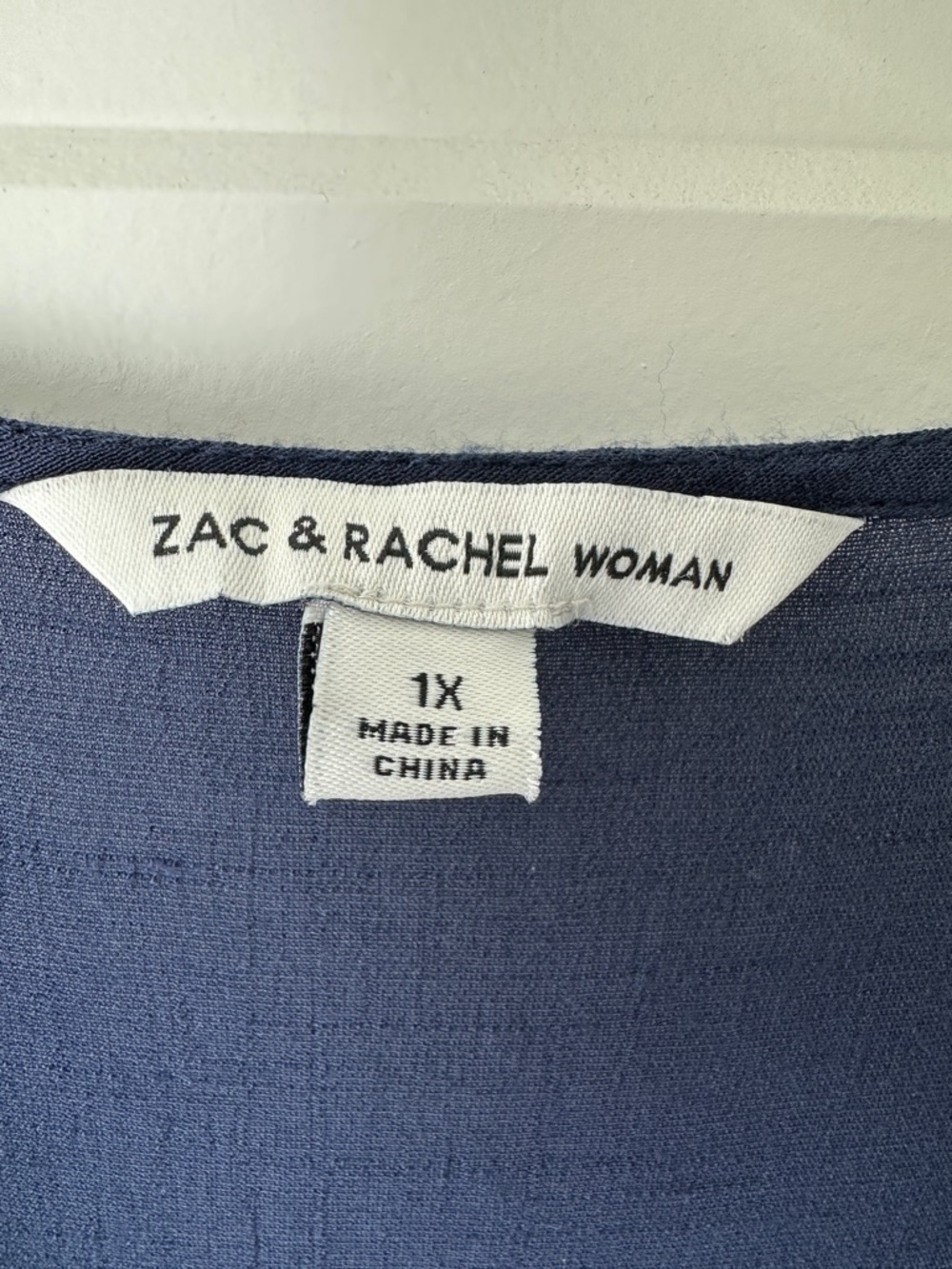 💚Zac & Rachel Navy Tiered V-Neck Peasant Tunic - Picture 5 of 8